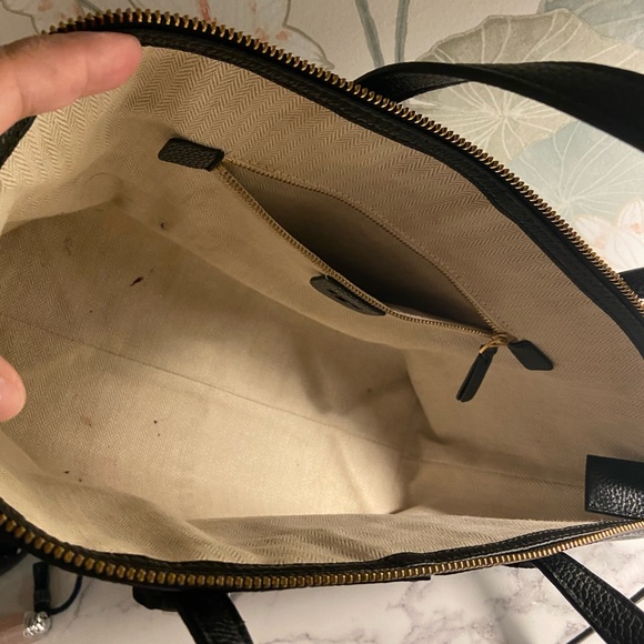 Tory Burch crossbody ❤️ - Picture 2 of 8